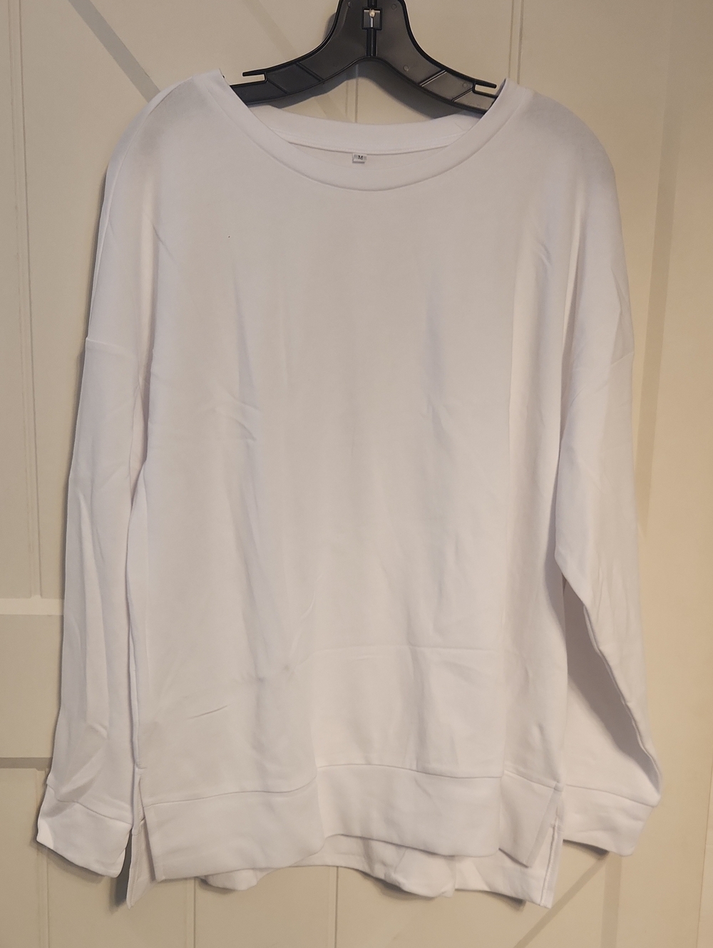 Simple White Crewneck Sweatshirt